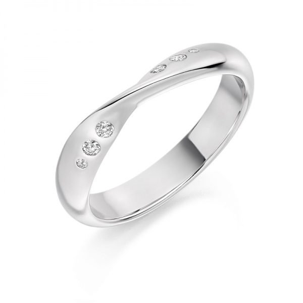 Curve Shape Diamond Twist Wedding Ring