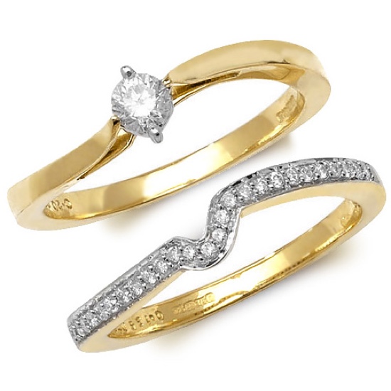 9 Carat Yellow Gold Diamond Wave Set