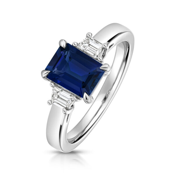 9 carat white gold sapphire and diamond ring