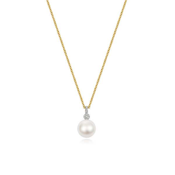 9 carat yellow gold pearl and diamond pendant and chain