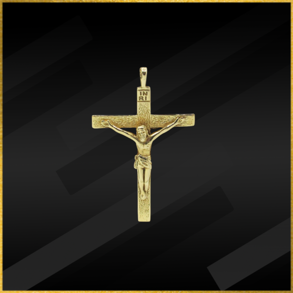 9 carat yellow gold crucifix pendant